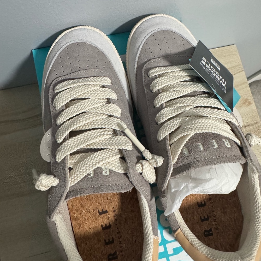 Reef Women's Taupe and Cream Sneakers - Picture 5 of 6